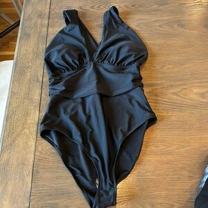 NWT-Black Halter Hilinker Swimsuit